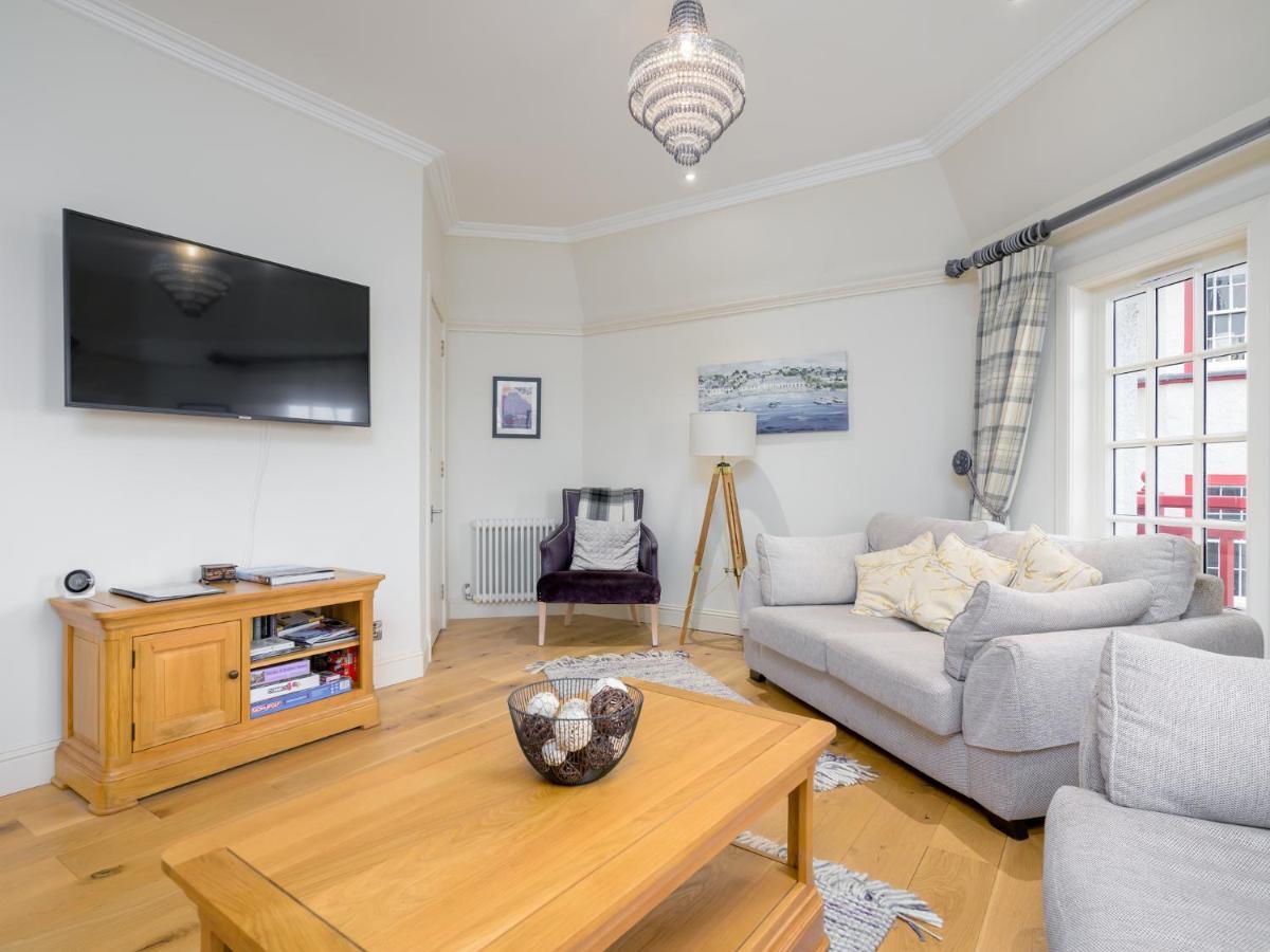 Pass The Keys Historic Ramsay Garden Apt With Balcony Views Edimburgo Esterno foto